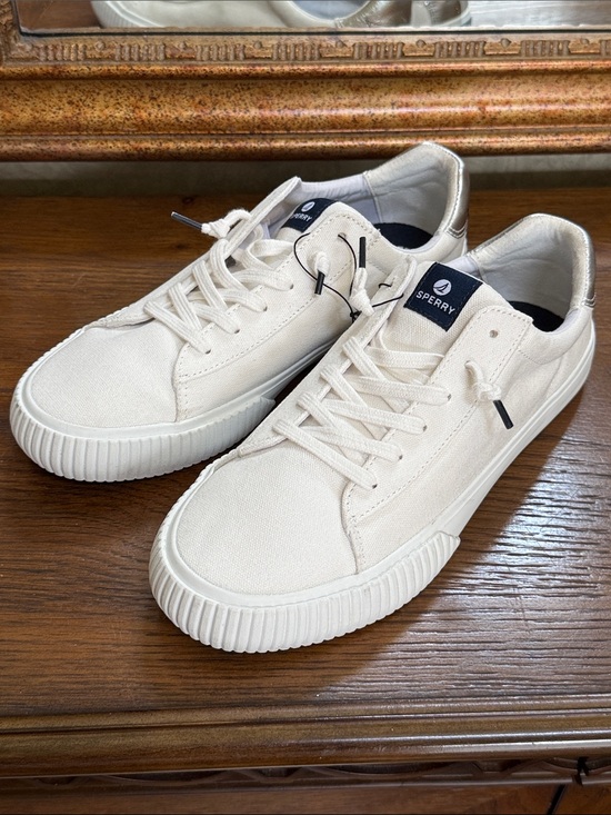 Sperry Shoes - New Sperry Women’s Off-White Canvas Low-Top Sneakers. Sz 7.5.